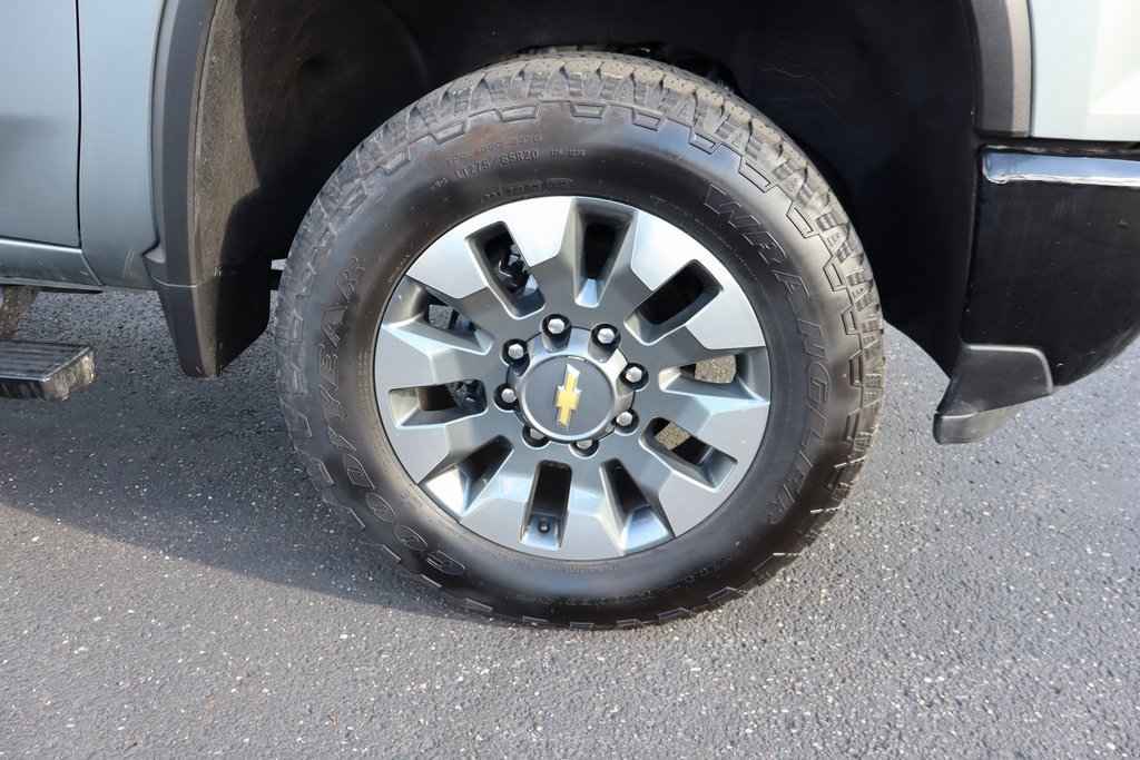 Used 2024 Chevrolet Silverado 2500 Custom w/ Custom Value Package image 32