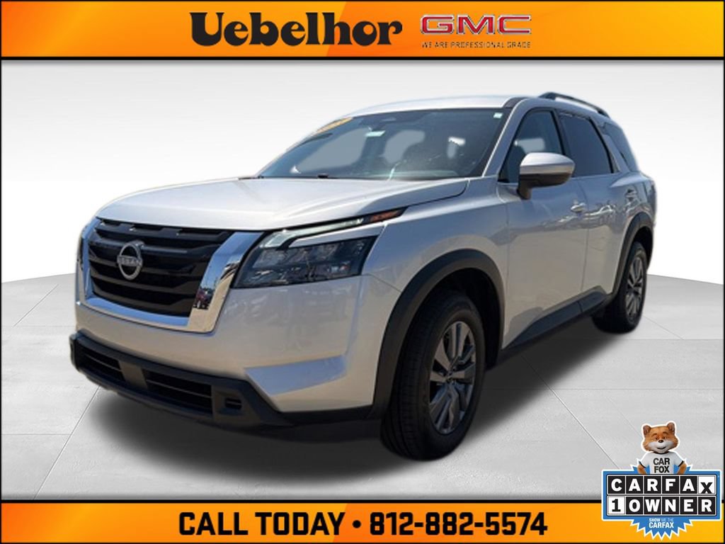 Used 2025 Nissan Pathfinder SV AWD/4WD image 17