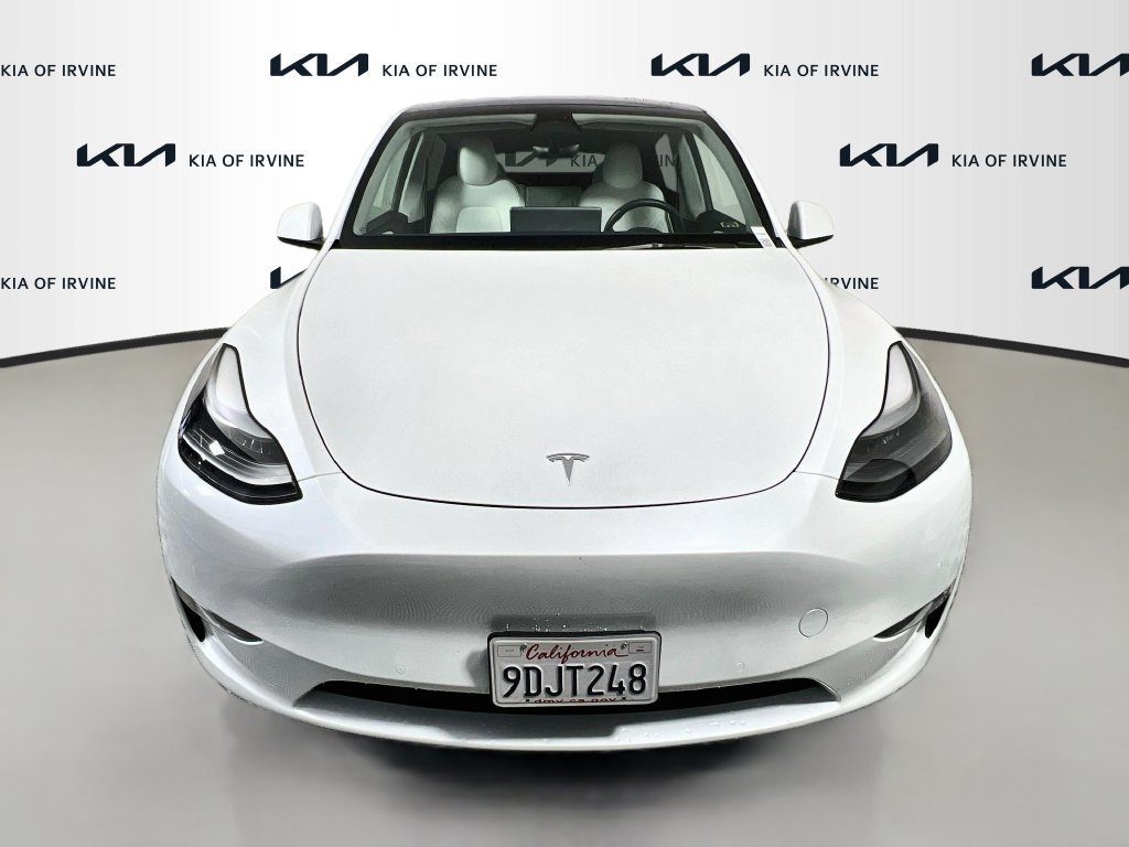 Used 2022 Tesla Model Y Long Range AWD/4WD image 2
