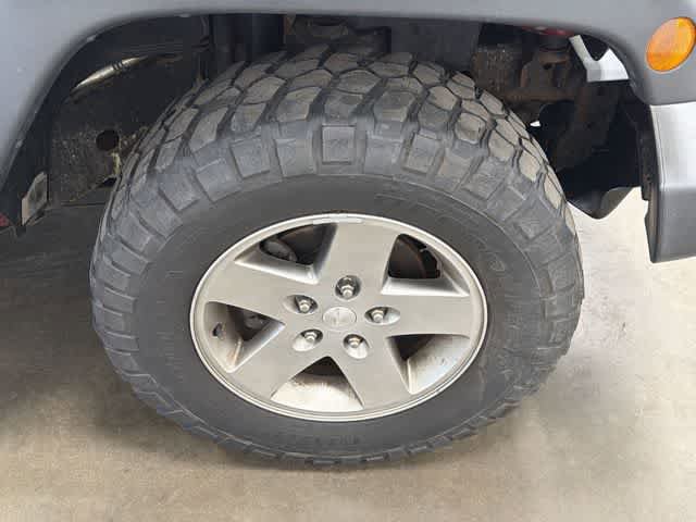 Used 2012 Jeep Wrangler Unlimited Rubicon w/ Dual Top Group AWD/4WD image 5