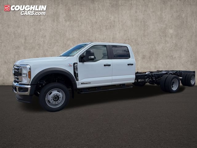 New 2026 Ford F550 4x4 Crew Cab image 5