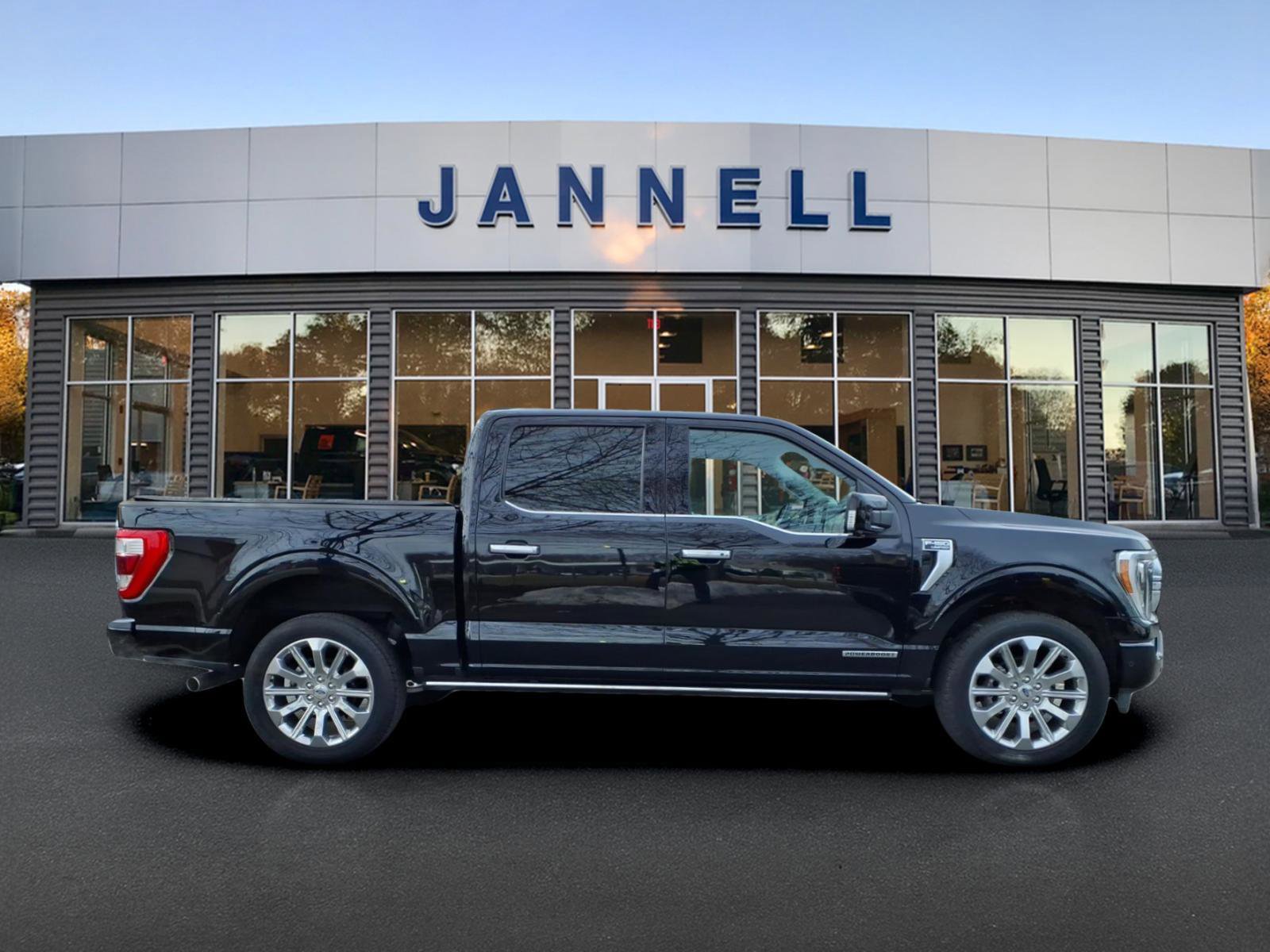 Used 2023 Ford F150 Limited AWD/4WD image 4
