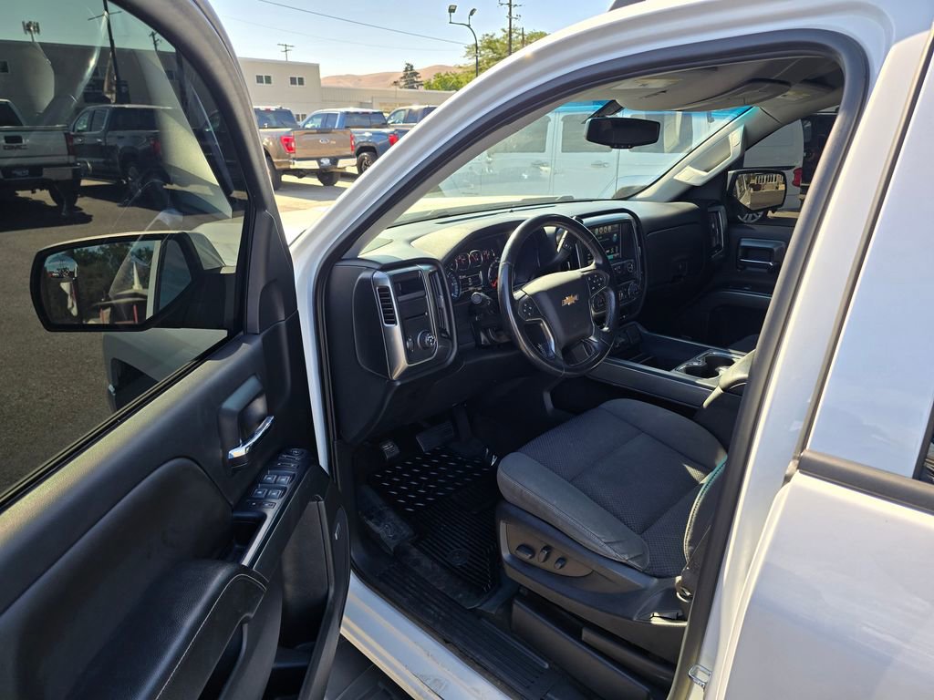 Used 2018 Chevrolet Silverado 1500 LT w/ Texas Edition image 18