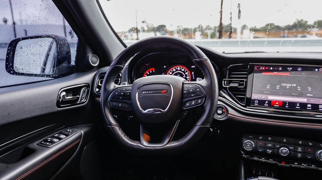 Certified 2023 Dodge Durango R/T w/ Tow 'N Go Package image 18