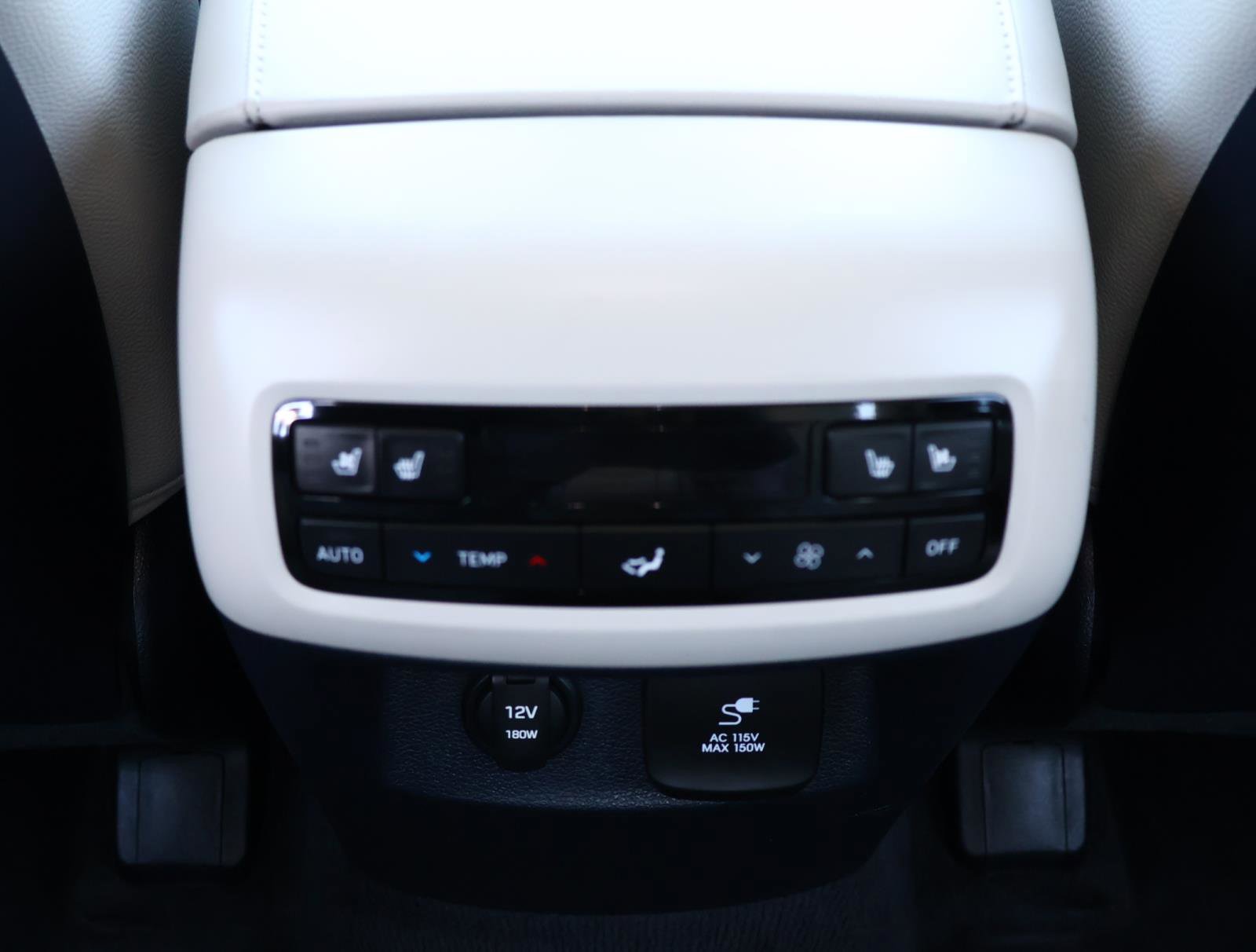 Used 2023 Hyundai Palisade Limited FWD image 14