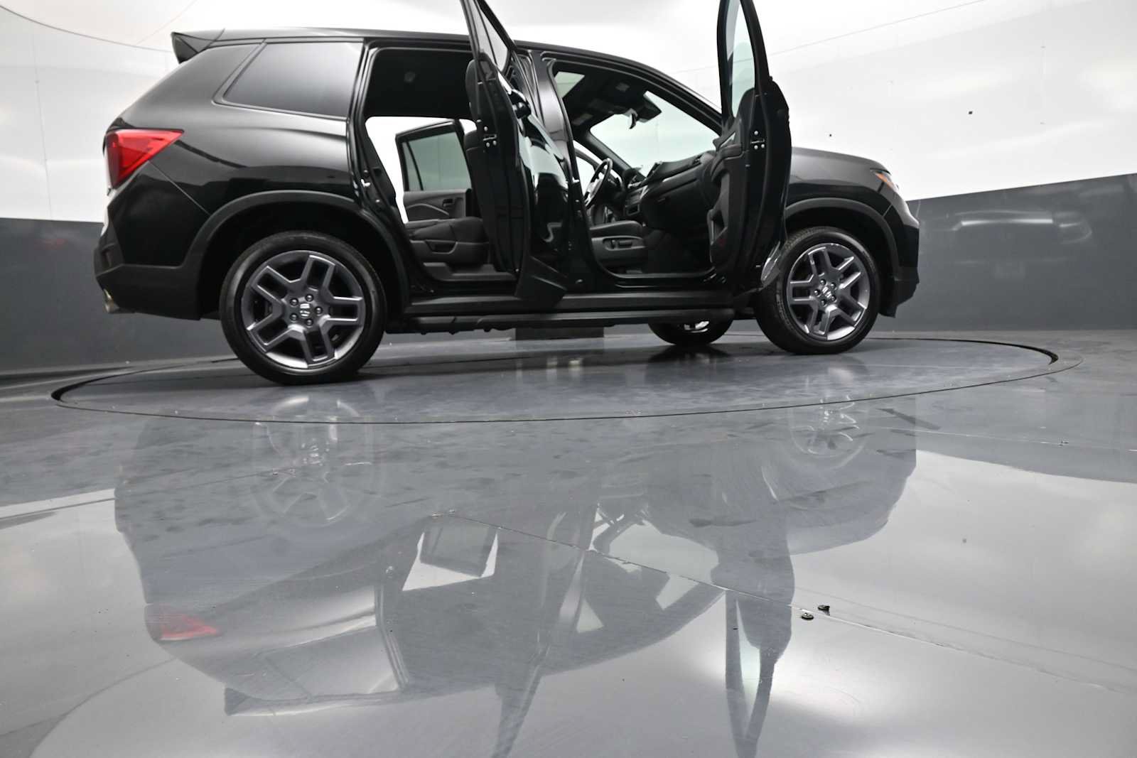 Certified 2023 Honda Passport EX-L image 49