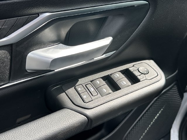 New 2027 RAM 1500 4x4 Crew Cab image 14