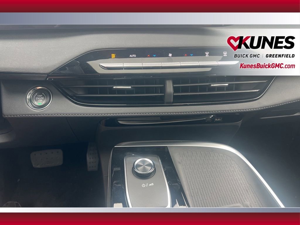 New 2025 Buick Enclave Sport Touring w/ Power Package image 33