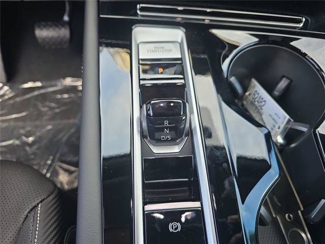 New 2026 Volkswagen Atlas Cross Sport SE FWD image 18