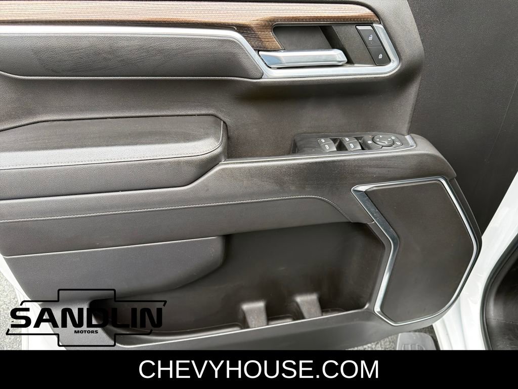 Used 2022 Chevrolet Silverado 1500 LT w/ Z71 Off-Road Package image 12