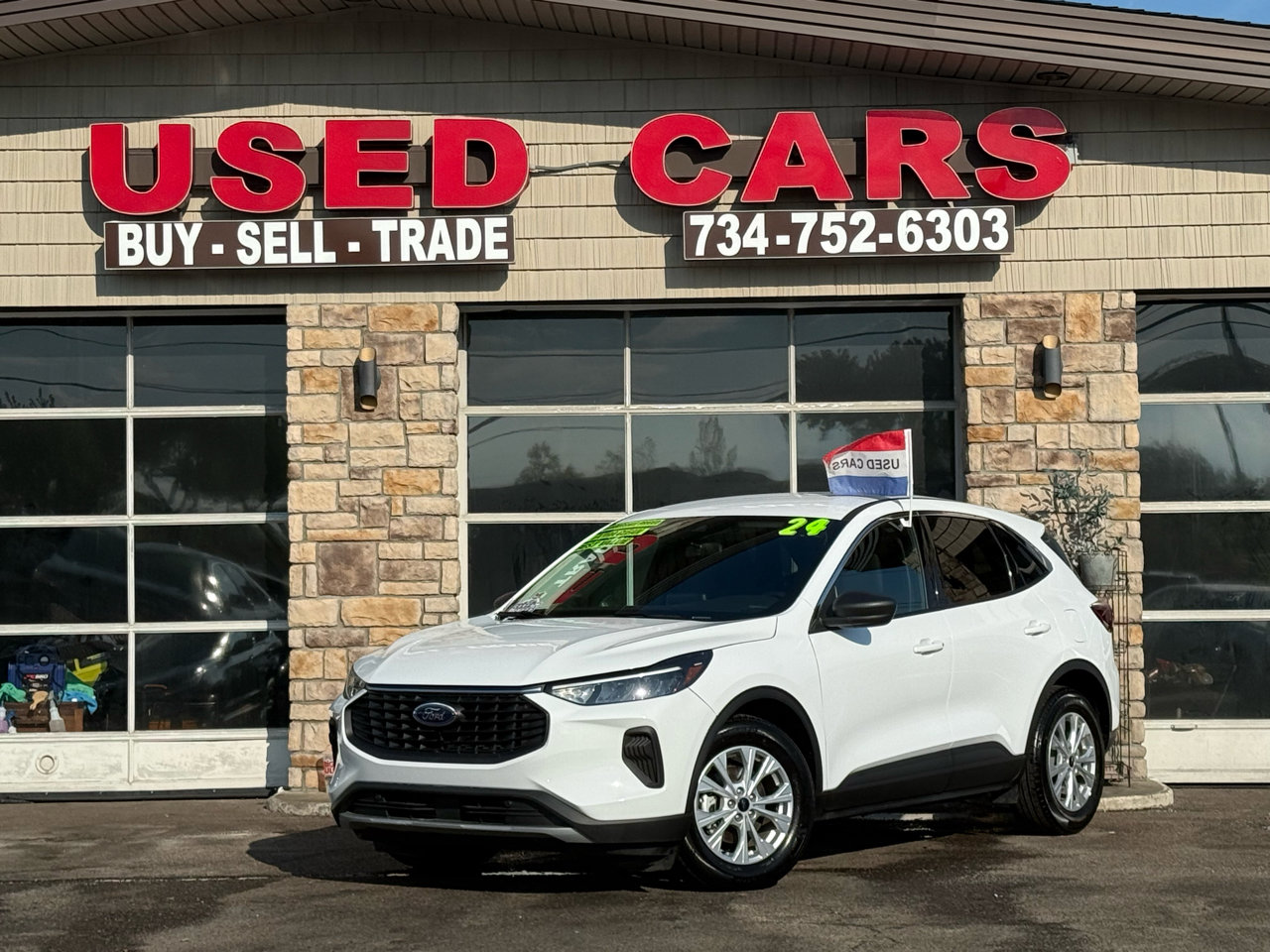 Used 2024 Ford Escape Active image 1