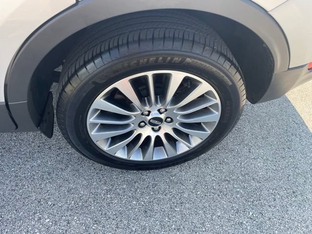 Used 2018 Lincoln MKC Reserve w/ Lincoln MKC Climate Package FWD image 14