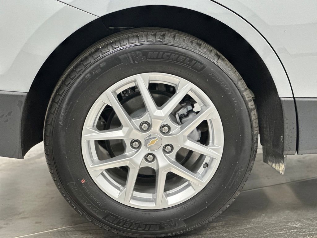 Used 2024 Chevrolet Equinox LS FWD image 26