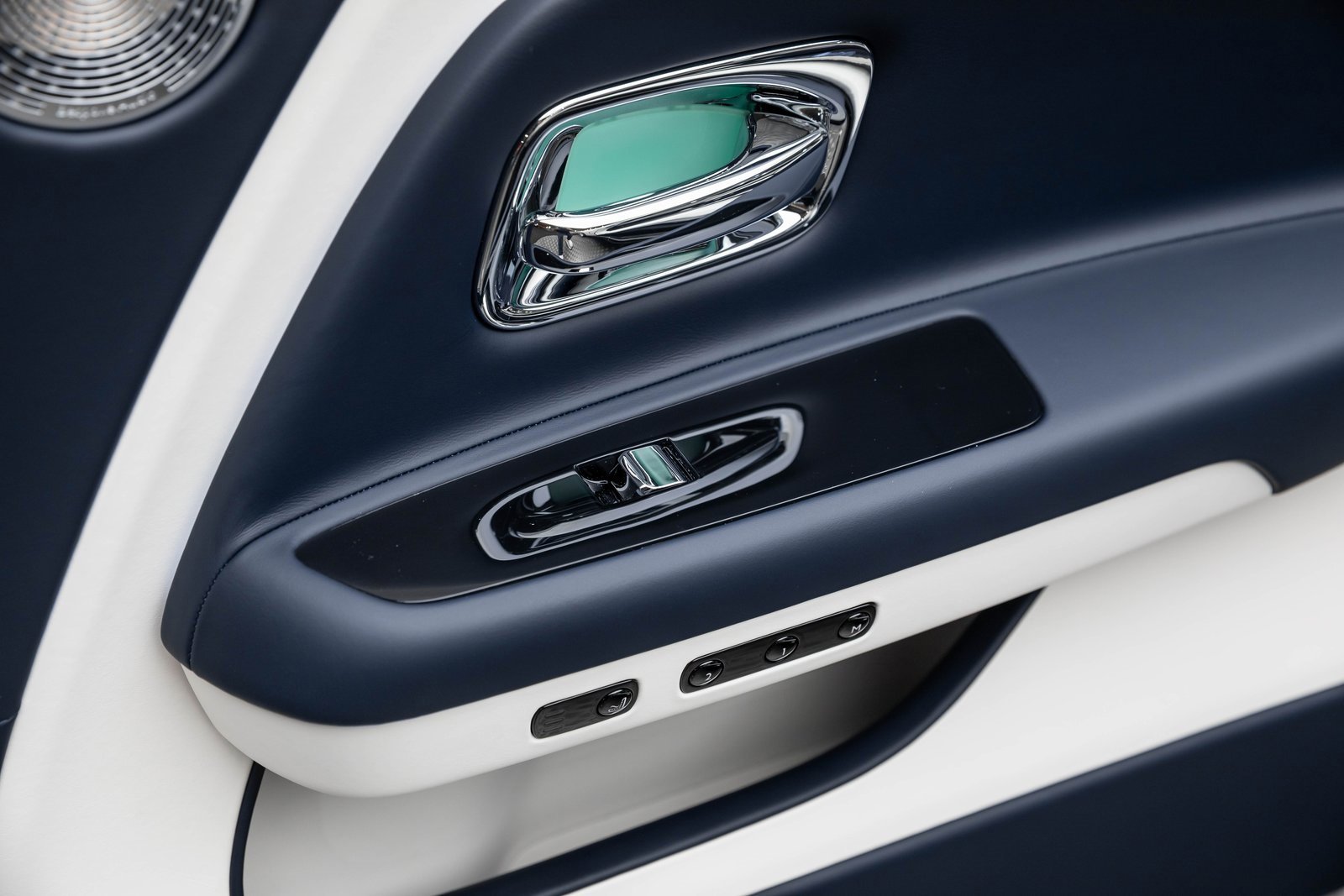 New 2026 Rolls-Royce Spectre image 41