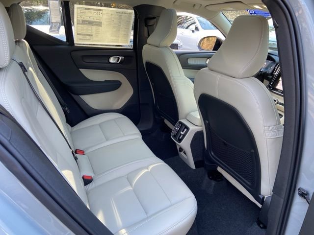 New 2026 Volvo XC40 B5 Ultra w/ Climate Package image 14