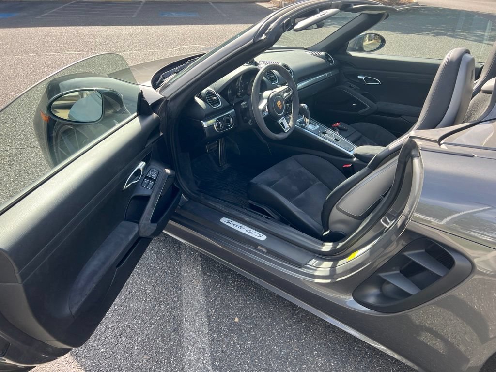 Used 2019 Porsche 718 Boxster GTS RWD image 17