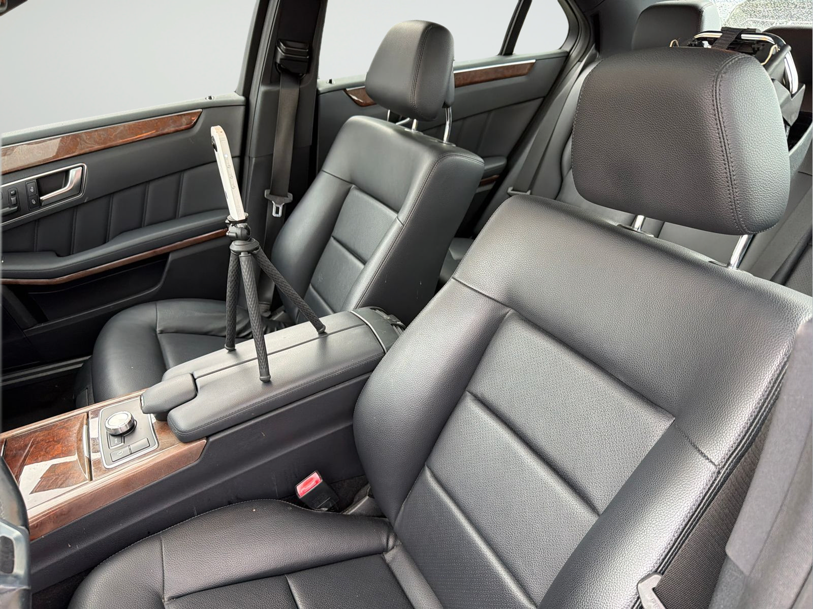 Used 2013 Mercedes-Benz E 350 Sedan image 31