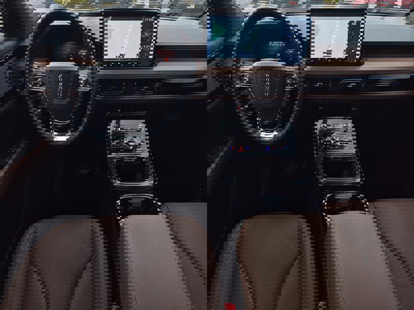 Used 2023 Lincoln Nautilus Reserve w/ Equipment Group 201A image 16