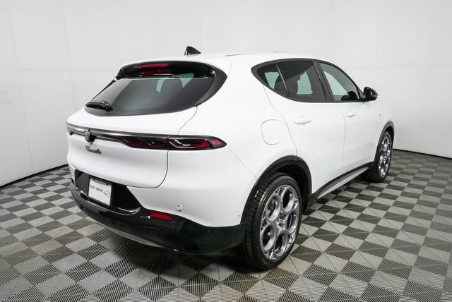 Used 2024 Alfa Romeo Tonale Ti AWD/4WD image 30