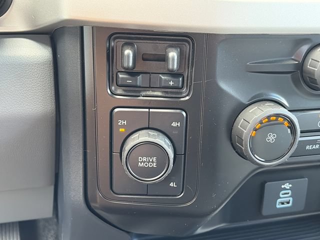 New 2026 Ford F550 4x4 Crew Cab image 19