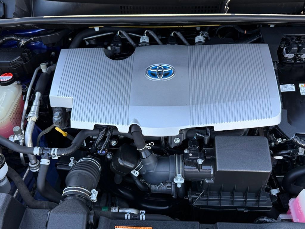 Used 2016 Toyota Prius Three Touring w/ Preferred Accessory Package image 31