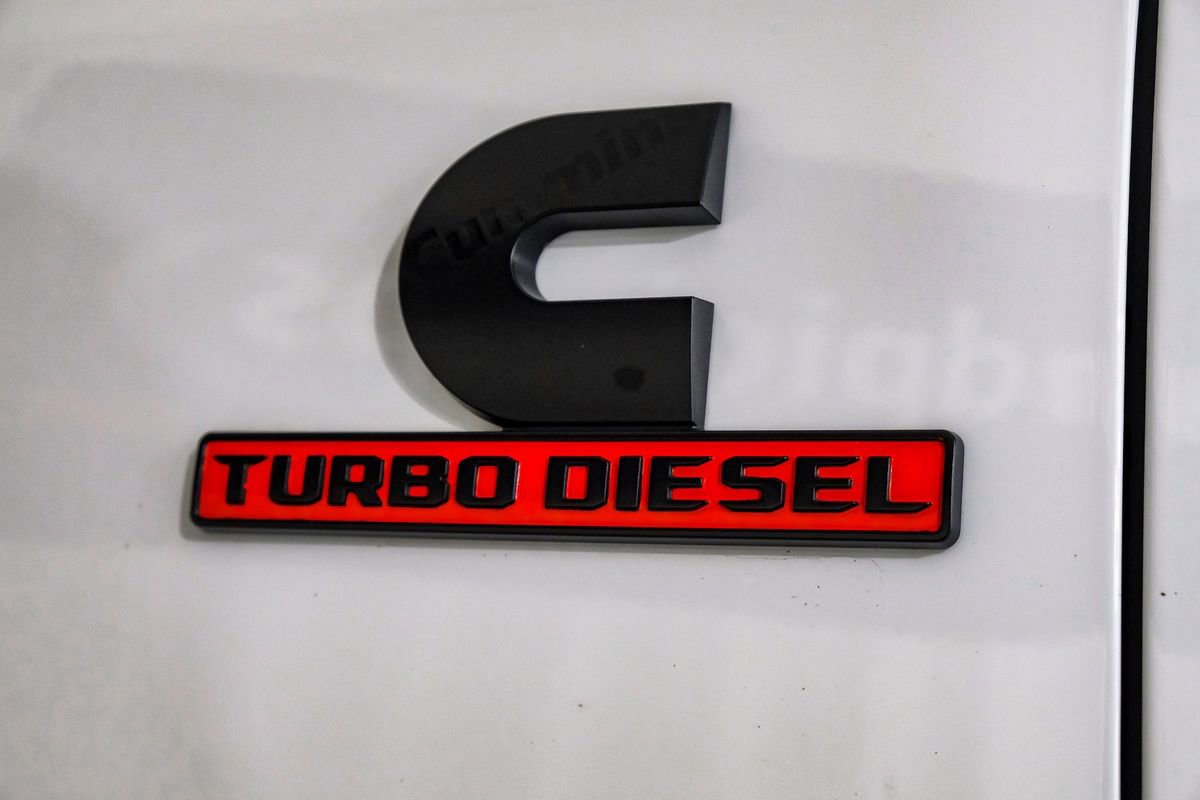 Used 2022 RAM 3500 Laramie w/ Night Edition image 44