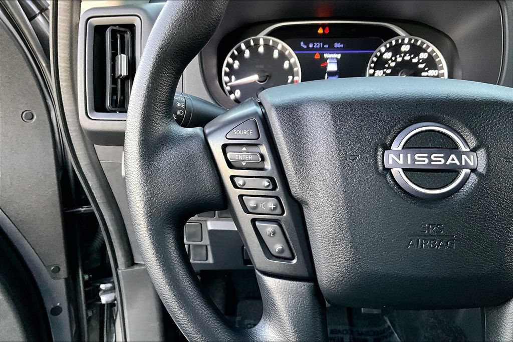 Used 2025 Nissan Frontier S RWD image 12
