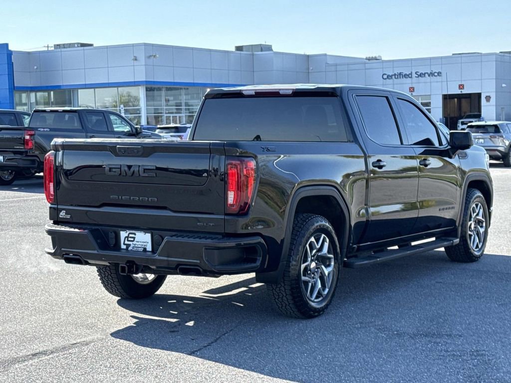 Used 2023 GMC Sierra 1500 SLT w/ SLT Premium Package AWD/4WD image 24