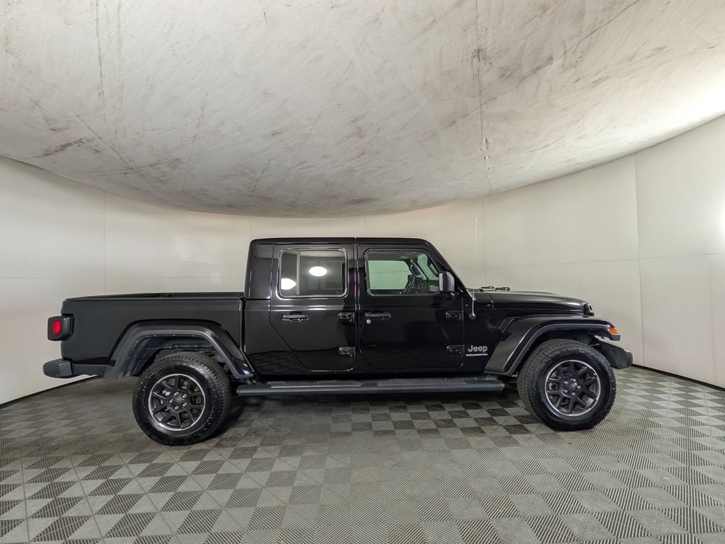Certified 2023 Jeep Gladiator Overland AWD/4WD image 6