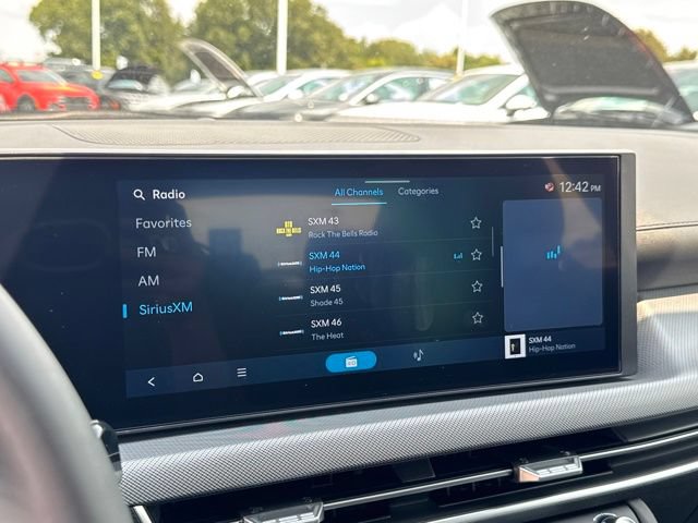Used 2026 Hyundai Sonata SEL FWD image 18