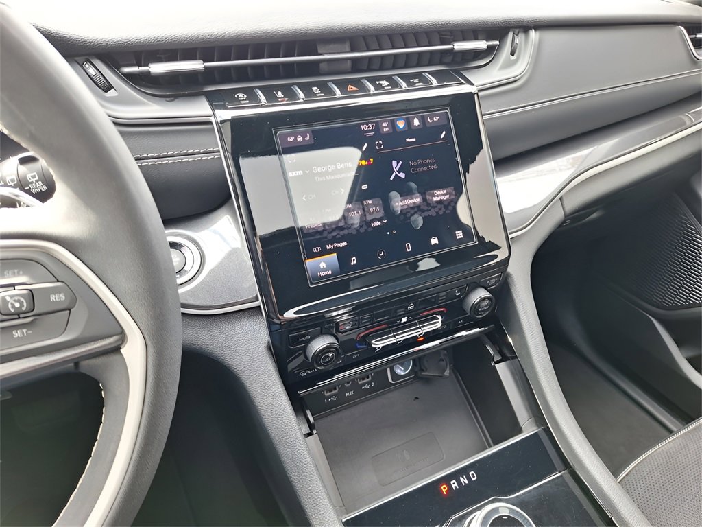 Used 2023 Jeep Grand Cherokee L Altitude image 14