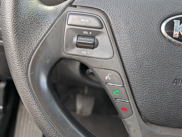 Used 2018 Kia Forte LX image 25