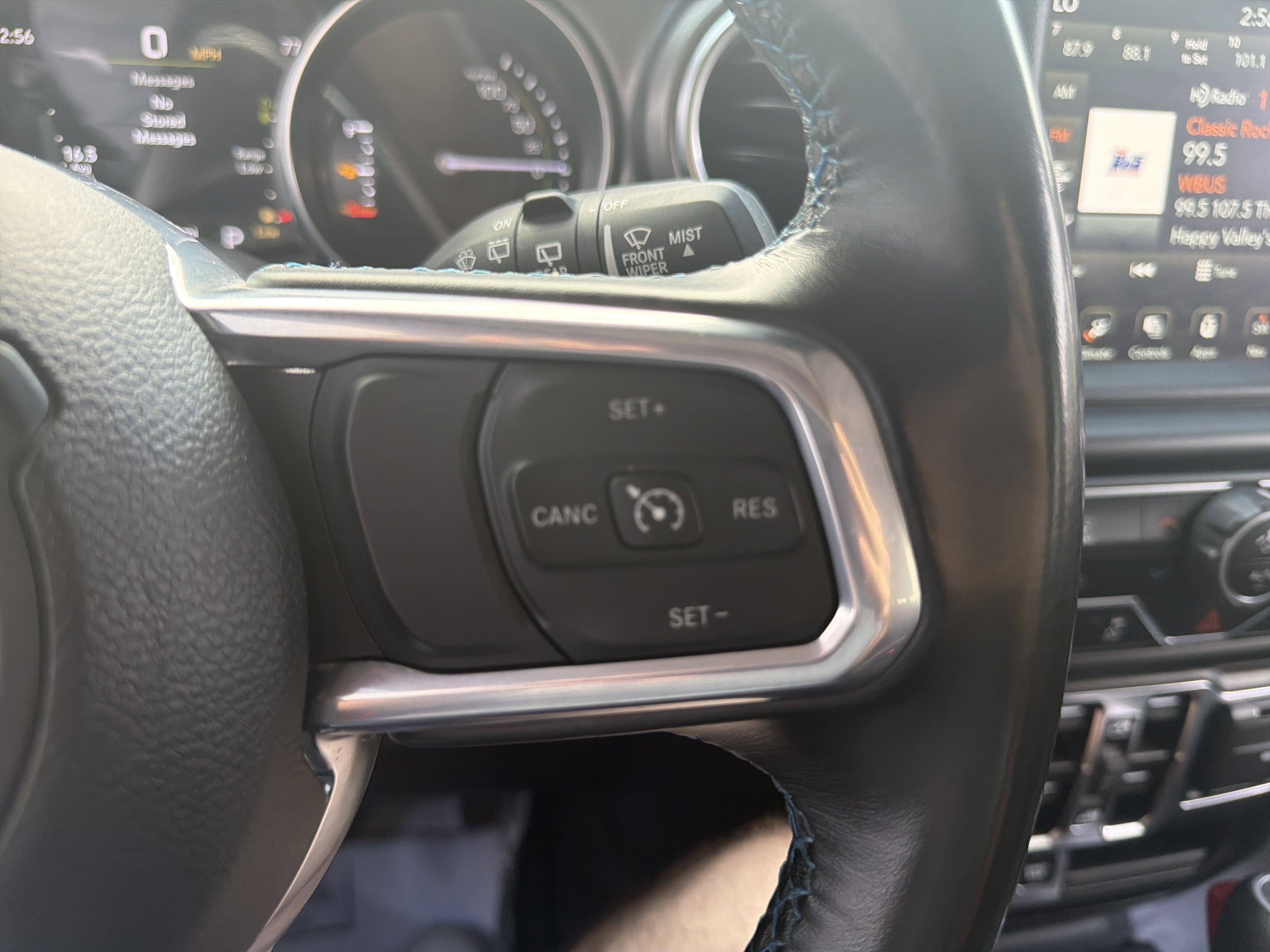 Used 2022 Jeep Wrangler Unlimited Rubicon 4xe AWD/4WD image 19