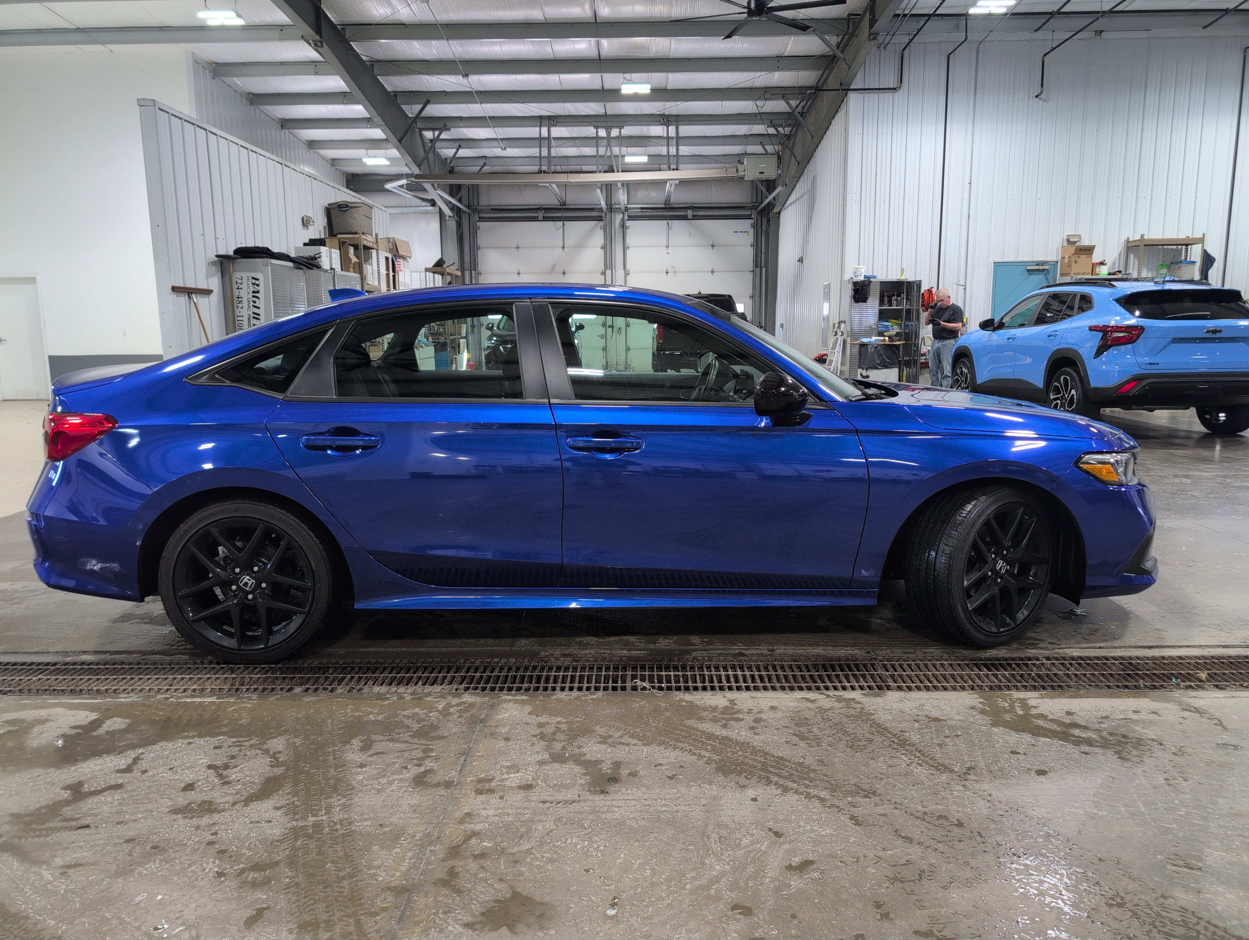 Used 2022 Honda Civic Sport image 2