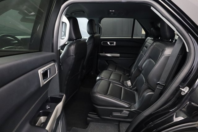 Used 2023 Ford Explorer XLT w/ Equipment Group 202A image 24