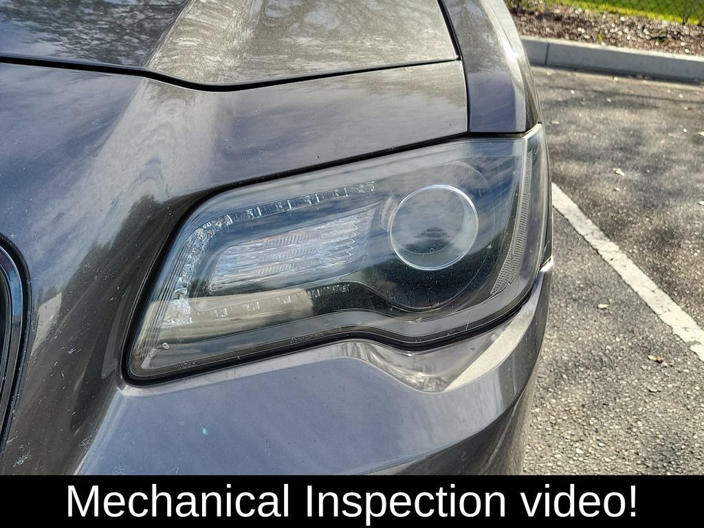 Used 2018 Chrysler 300 S w/ 300S Premium Group RWD video 2