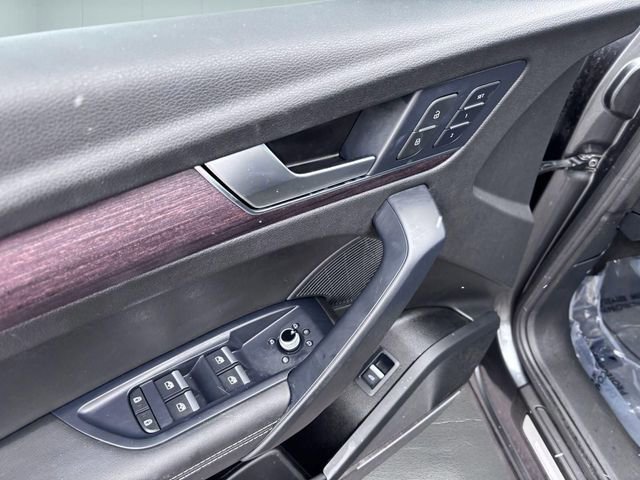 Used 2022 Audi Q5 2.0T Premium Plus image 14