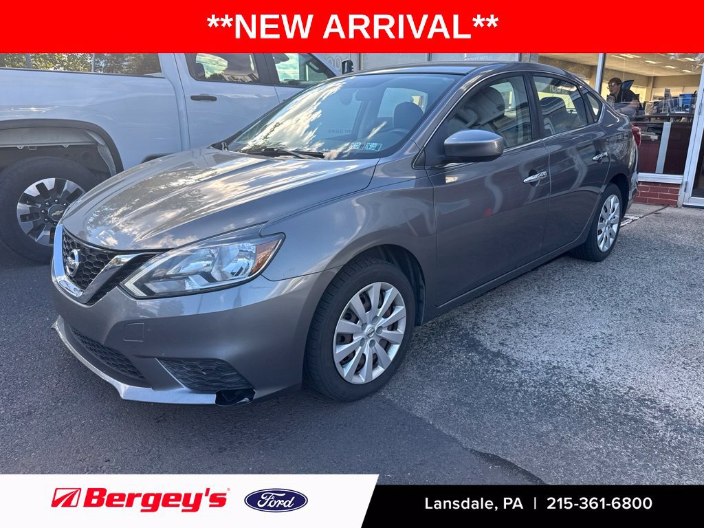 Used 2016 Nissan Sentra S FWD image 1