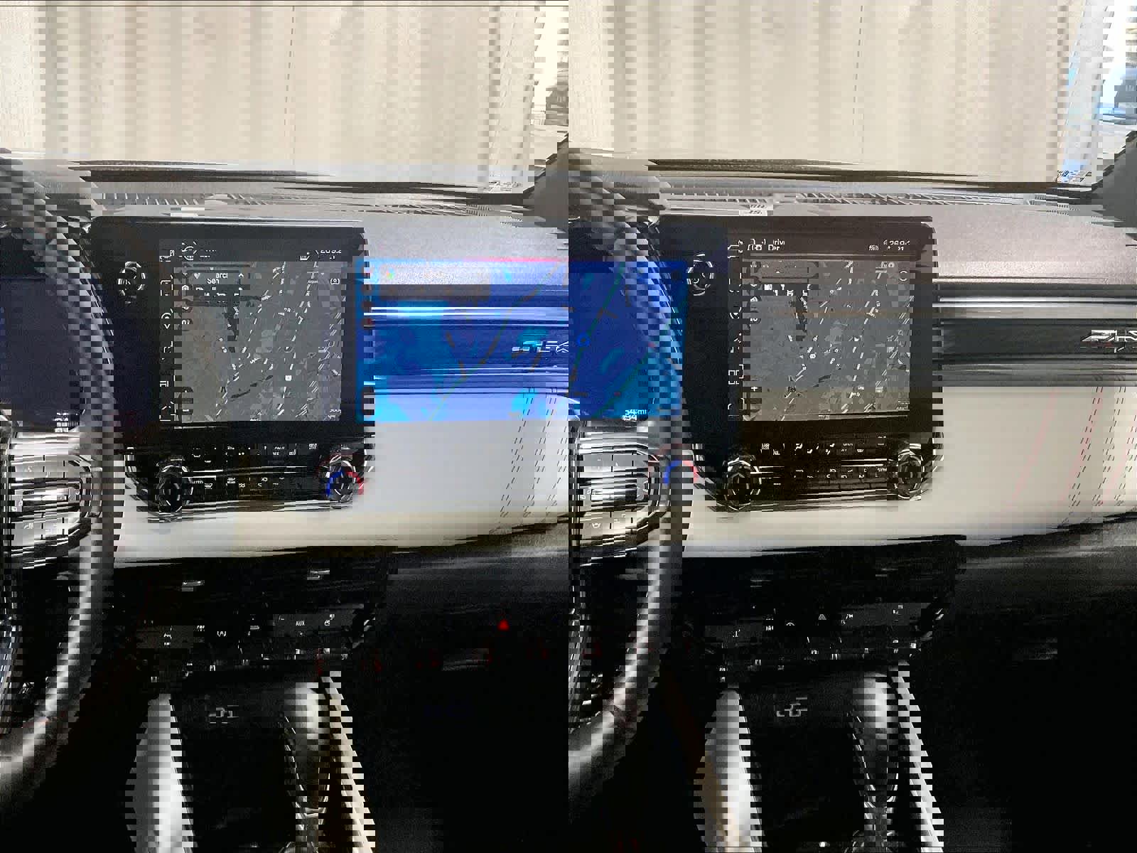 Used 2024 GMC Canyon AT4X image 18