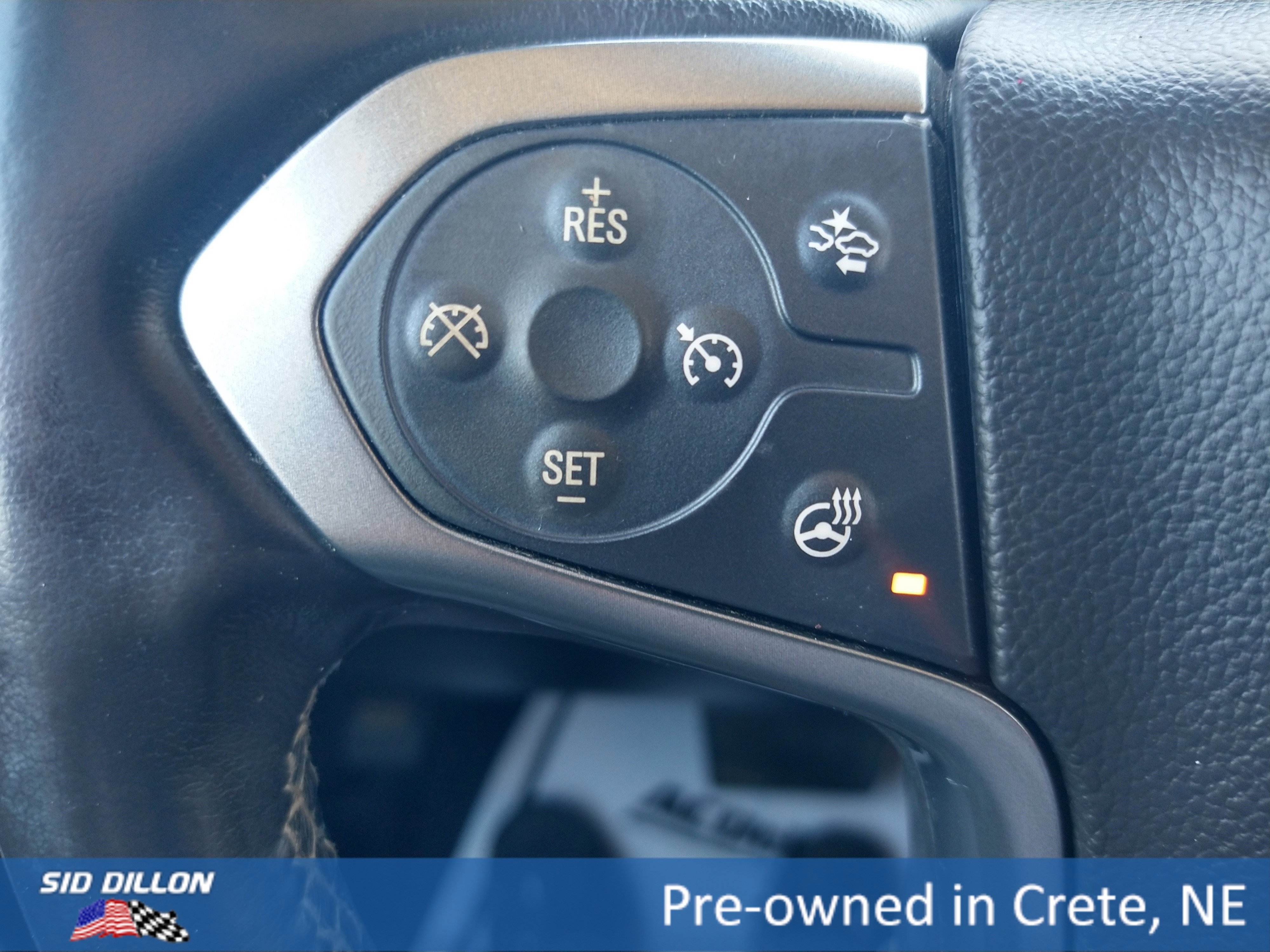 Used 2020 Chevrolet Suburban Premier w/ Premier Plus Edition image 13