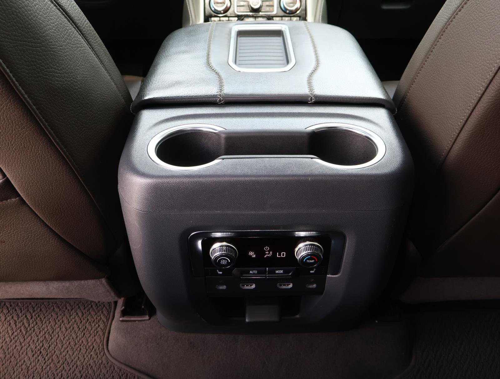 Used 2022 GMC Yukon Denali w/ Denali Ultimate Package image 14