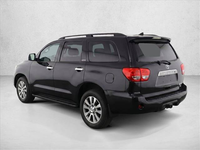 Used 2017 Toyota Sequoia Limited w/ Safety & Convenience Package AWD/4WD image 5