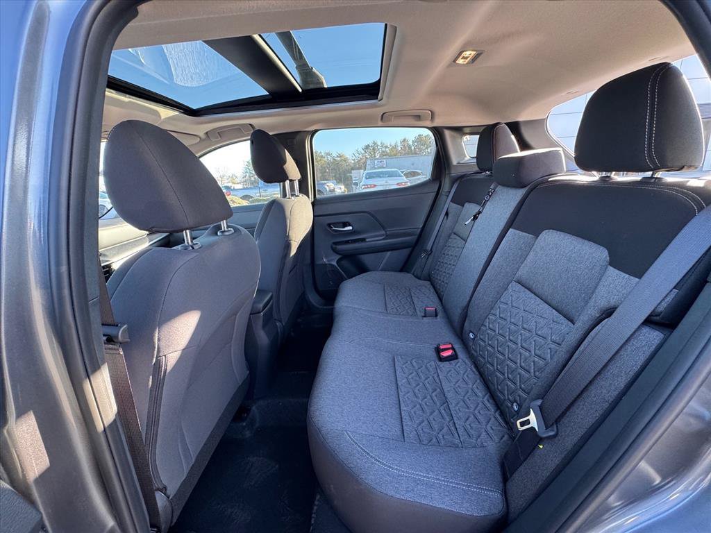 New 2026 Nissan Kicks SV w/ SV Premium Package FWD image 11