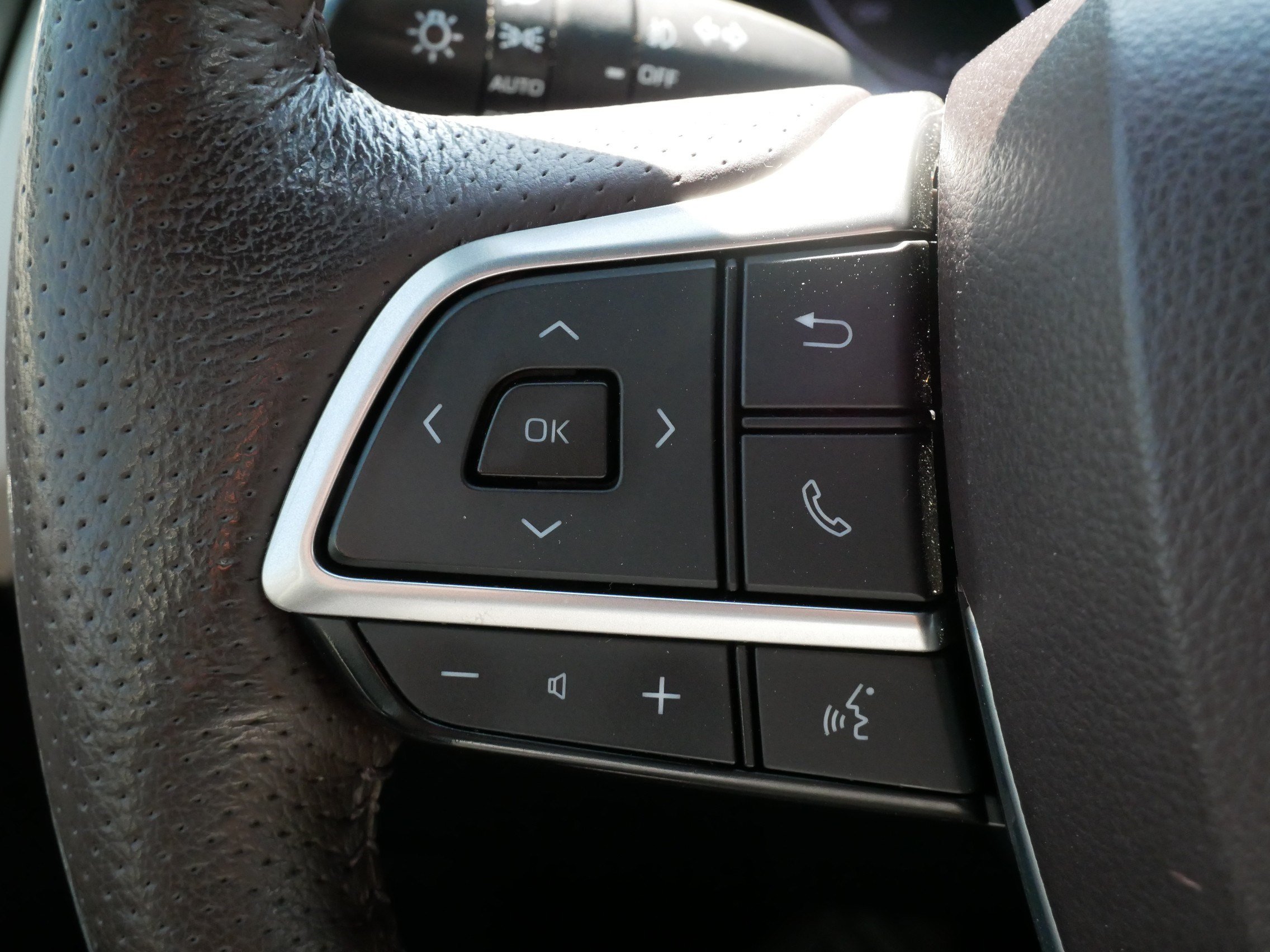 Certified 2021 Toyota Sienna Platinum FWD image 22