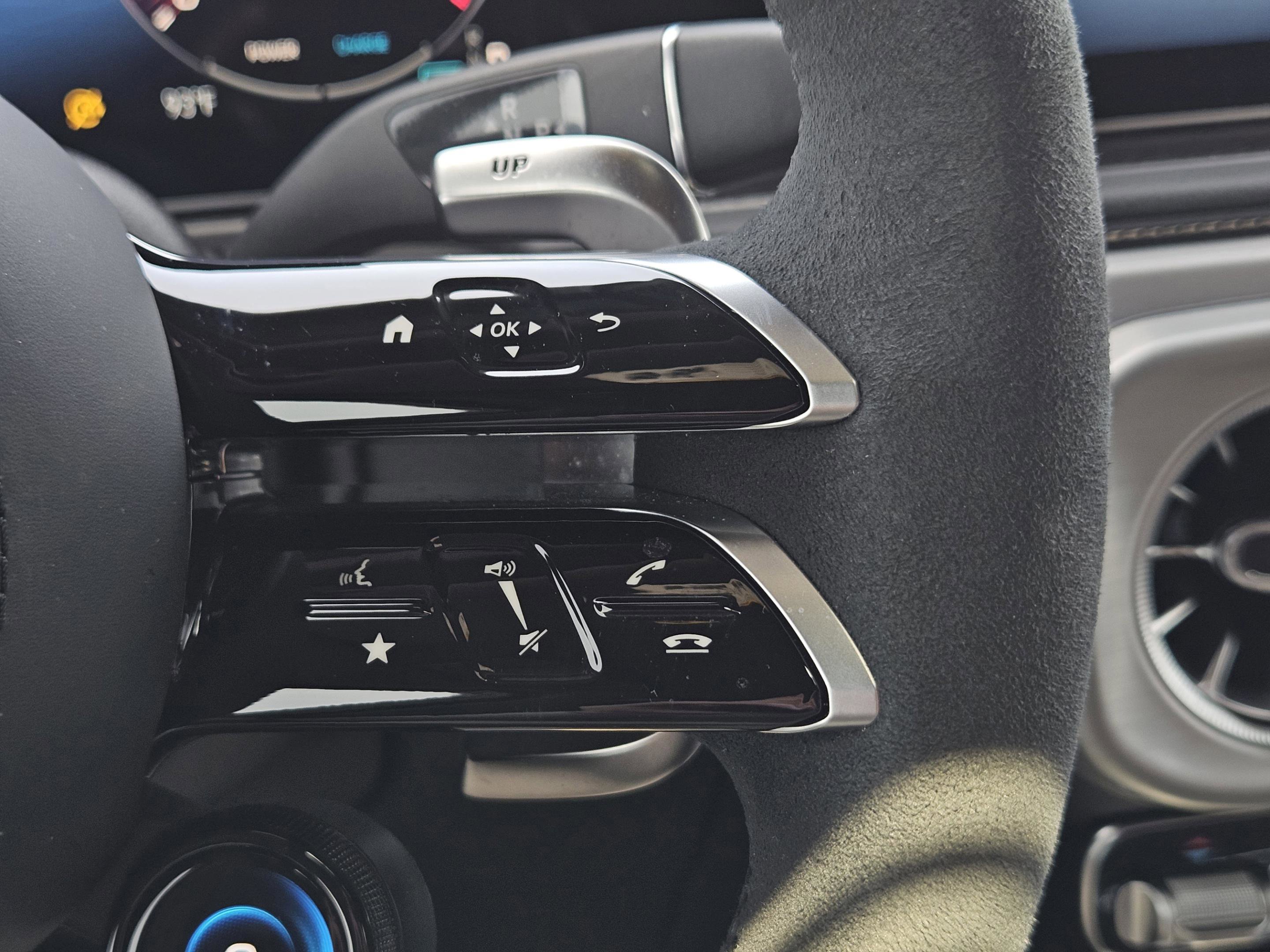 Certified 2025 Mercedes-Benz G 63 AMG 4MATIC image 22