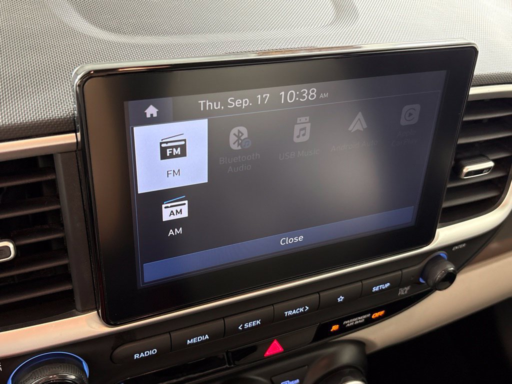 Used 2025 Hyundai Venue SEL FWD image 33