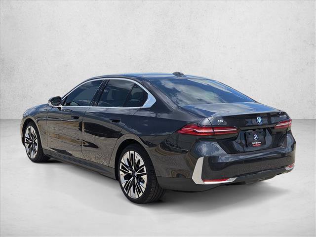 New 2027 BMW i5 eDrive40 RWD image 8