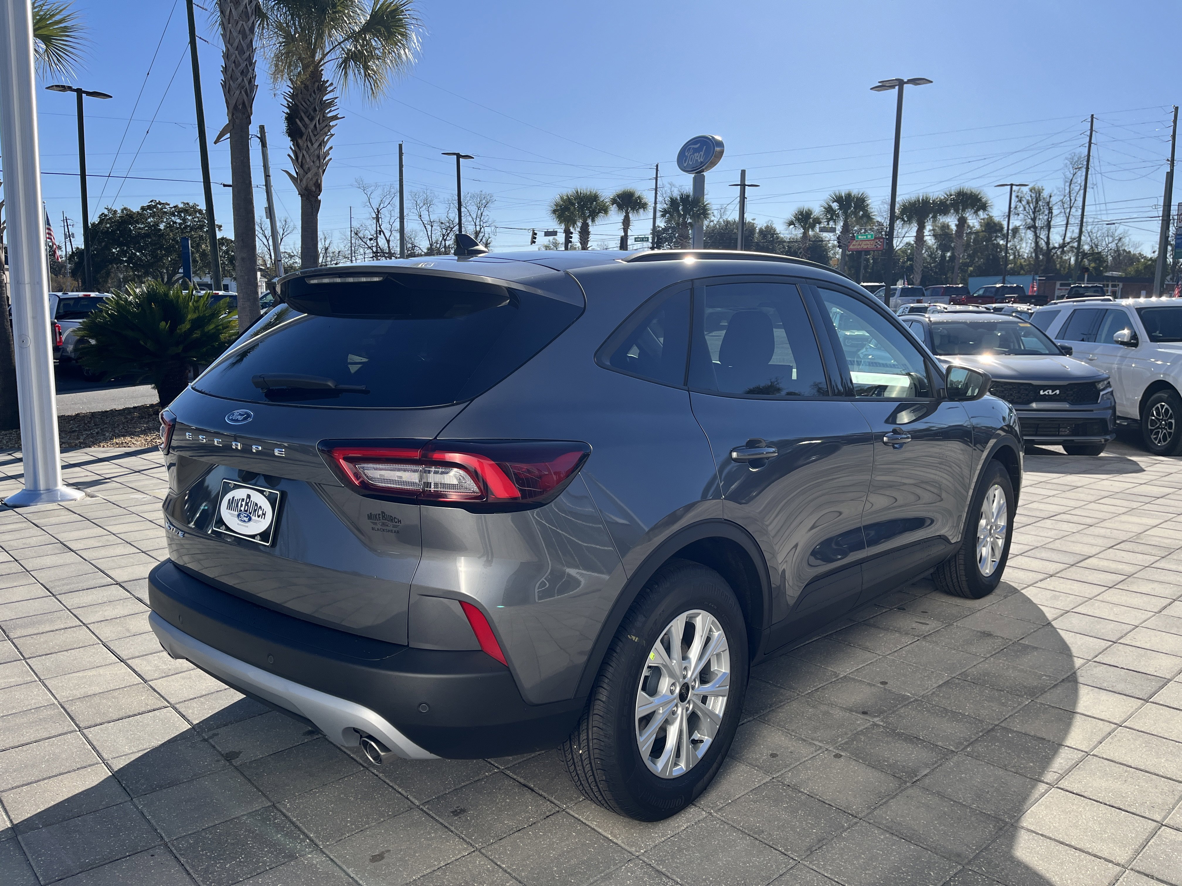 New 2026 Ford Escape Active w/ Tech Pack #1 FWD image 7