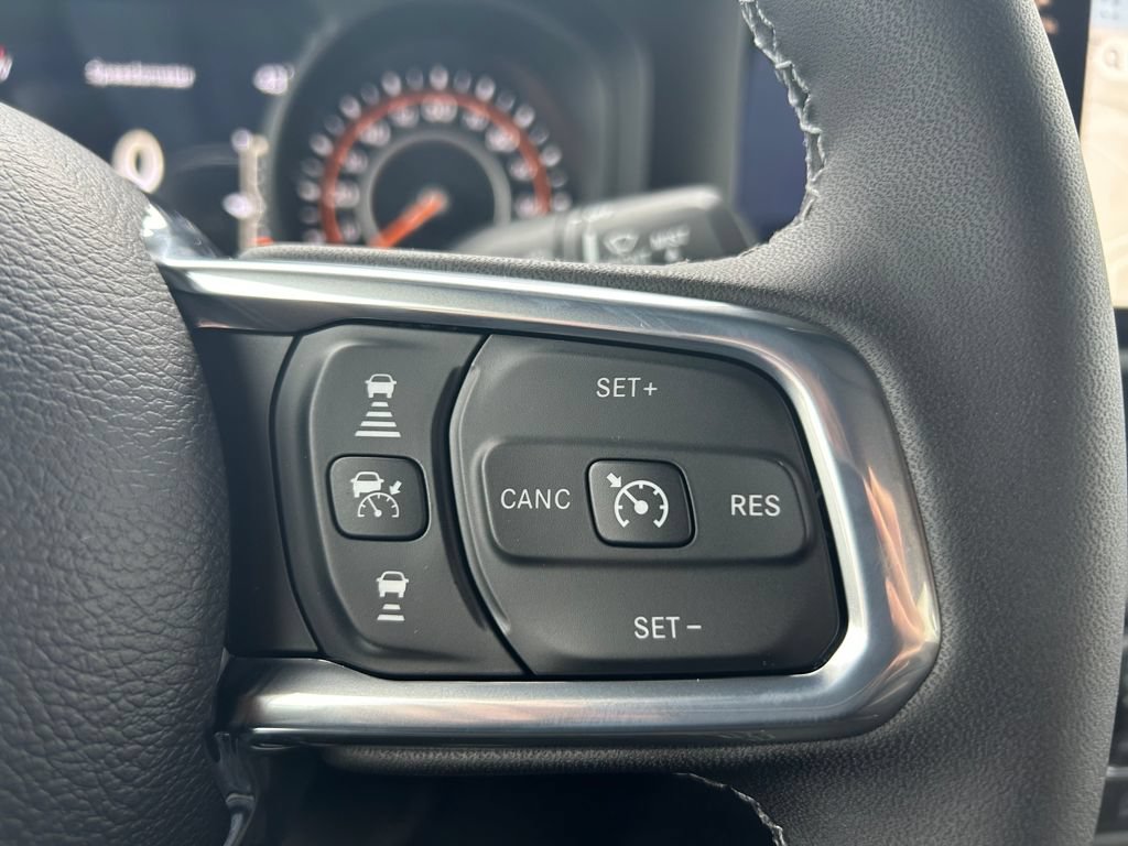 New 2026 Jeep Wrangler Unlimited Sahara AWD/4WD image 41