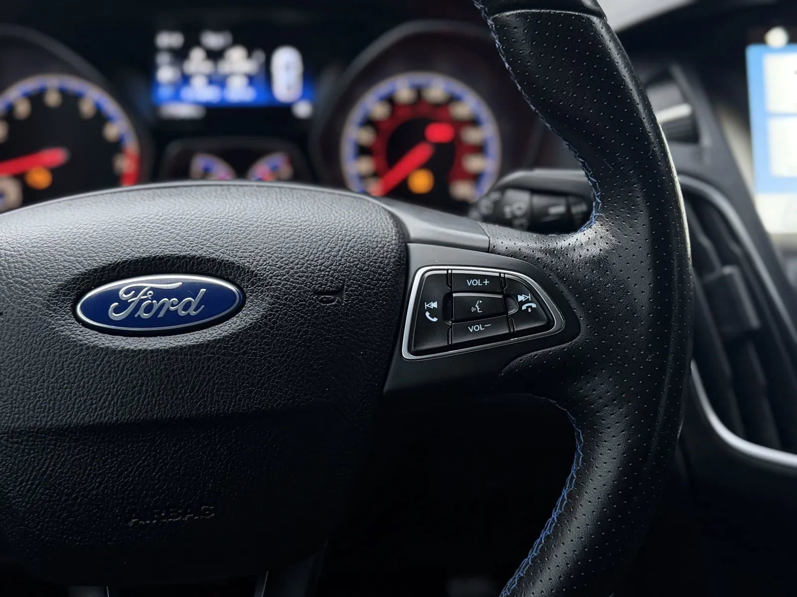 Used 2016 Ford Focus RS image 23